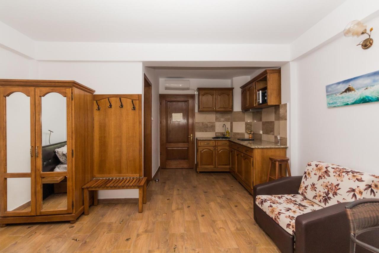 Pe Plaja Nr 9 Guest house *